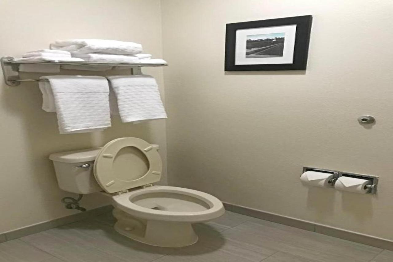 Rodeway Inn & Suites O'Fallon Luaran gambar